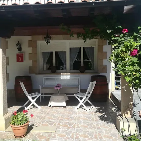 منزل ريفي La Rasilla